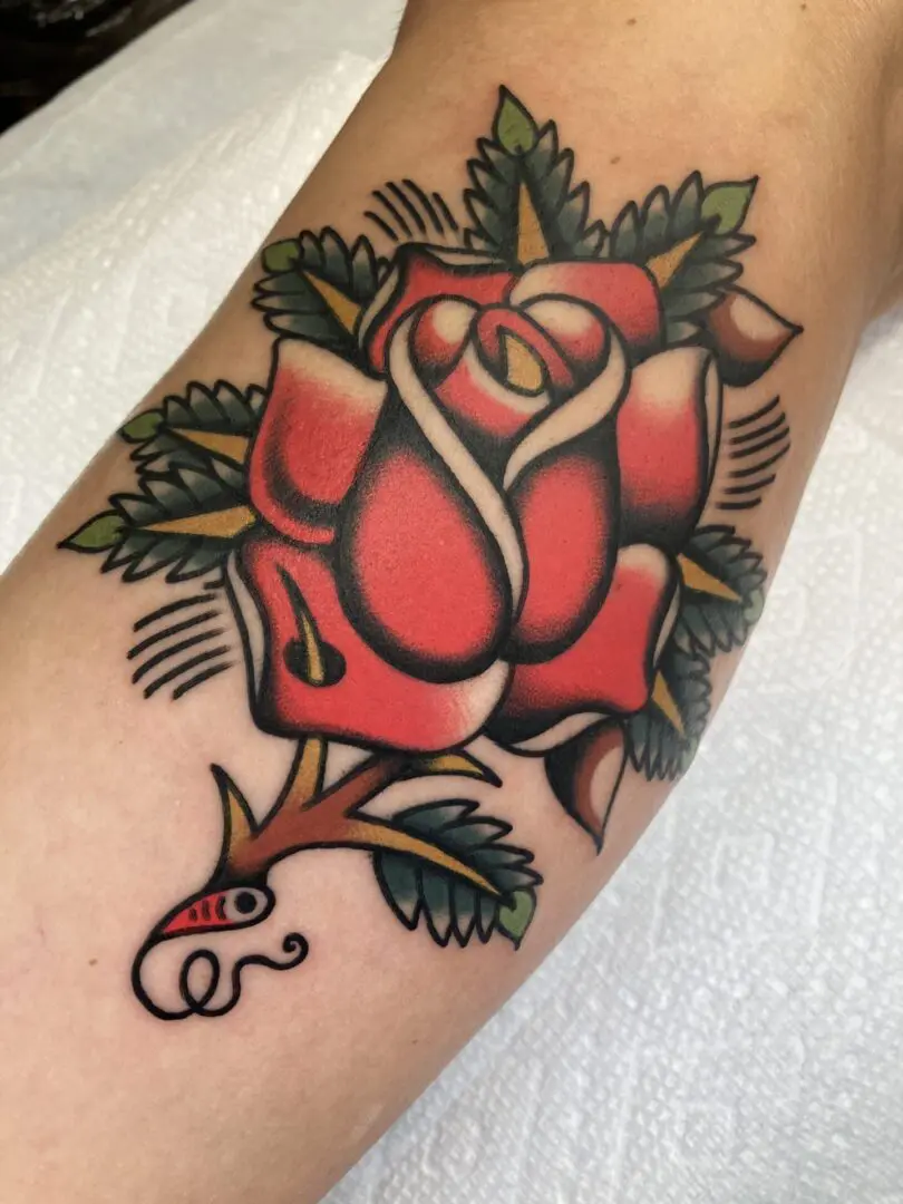 classic colorful rose tradtional tattooo